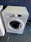 A HOTPOINT WMFUG 742 WASHING MACHINE, width 60cm, depth 55cm, height 85cm (PAT pass, spin cycle