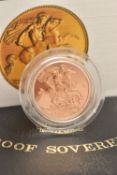 THE ROYAL MINT - THE 1982 PROOF SOVEREIGN struck in 22ct gold, obverse designer Arnold Machin,