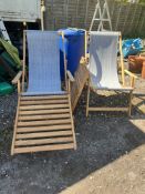 A PAIR OF MODERN OAK DECK CHAIRS, with grey fabric seat and leg rests (2)