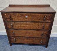 AN EARLY 20TH CENTURY OAK CHEST OF FOUR DRAWERS, width 92cm x depth 42cm x height 92cm, condition