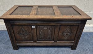 AN EARLY 20TH CENTURY OAK BLANKET CHEST, with geometric carved details, width 91cm x depth 50cm x