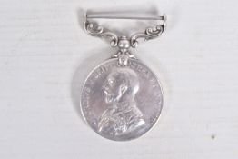 A WWI MILITARY MEDAL FOR BRAVERY IN THE FIELD, it is correctly impressed 40696 SJT A Thomas R.G.A.
