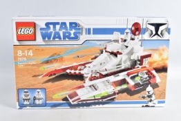 A SEALED BOXED LEGO STAR WARS REPUBLIC FIGHTER TANK, reference 7679, perforated tabs as new,