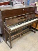 AN ALDON MAHOGANY UPRIGHT PIANO, width 134cm, depth 56cm, height 111cm, condition report: scuffs and