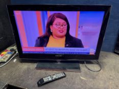 A SAMSUNG UE32B6000VW 32in TV with remote (PAT pass and working)