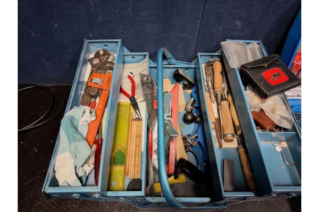 A METAL TOOLBOX AND TWO PLASTIC BOXES CONTAINING TOOLS including Black and Decker drill and - Image 2 of 3