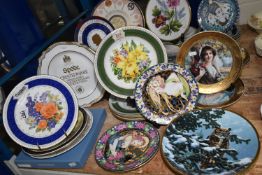 A SELECTION OF COLLECTORS PLATES, to include Royal Worcester Chelsea Flower Show plates, Spode Noble