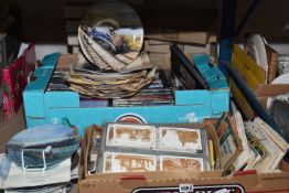 TWO BOXES AND LOOSE OF DECORATIVE COLLECTOR'S PLATES AND CIGARETTE CARDS to include a box of vintage