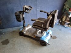 AN ABLEWORLD VIPPI MOBILITY SCOOTER (SPARES OR REPAIRS) with two keys and charger but doesn't