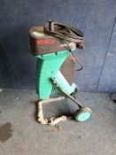 A BOSCH AXT2000HP GARDEN SHREDDER, with push stick (PAT pass and working)