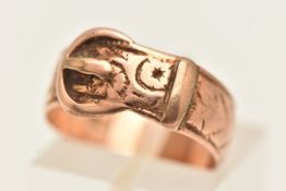 A 9CT ROSE GOLD BUCKLE RING, approximate band width 9.1mm at widest point, hallmarked 9ct