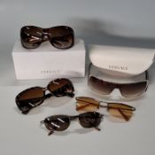 GROUP OF FIVE PAIRS OF SUNGLASSES, to include a pair of Versace MOD 4134 461/13 sunglasses,