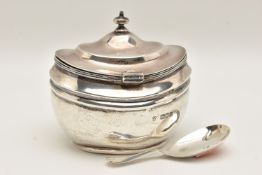 AN EDWARDIAN SILVER OVAL SUGAR BOWL AND SILVER CADDY SPOON, polished oval form sugar bowl with AF