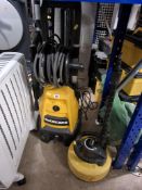 A WORKZONE Q1W-SP20 PRESSURE WASHER with lance and a patio head (PAT pass and working)