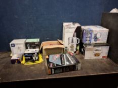 A COLLECTION OF HOUSEHOLD ELECTRICALS all appear to be unused in boxes, including a Delta