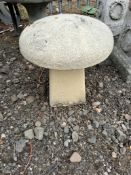 A MODERN CONCRETE STADDLE STONE GARDEN ORNAMENT top is 45cm in diameter Dimensions:45cm diameter