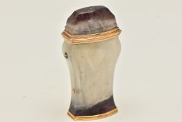 A 19TH CENTURY CARVED FLOURITE/FLUORSPAR ETUI, carved Fluorite Etui pocket manicure set, fitted with