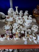 A QUANTITY OF MAINLY ROYAL ALBERT 'OLD COUNTRY ROSE' PIECES to include a lidded ginger jar, a bud/