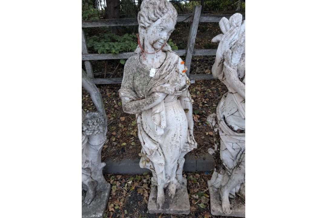 A WEATHERED CONCRETE FEMALE GARDEN STATUE, height 138cm Condition Report:appears in good - Image 1 of 4