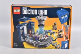 A SEALED BOXED 2015 LEGO IDEAS BBC DOCTOR WHO SET, reference 21304, set sealed with Lego tape