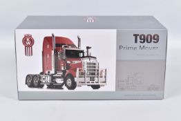 A BOXED 1:50 SCALE DRAKE KENWORTH PACCAR T909 PRIME MOVER MODEL, reference Z01370 Membreys, white