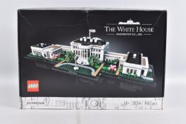 A BOXED AND SEALED ARCHITECTURE THE WHITE HOUSE WASHINGTON D.C. USA LEGO SET, ref 21054 set is