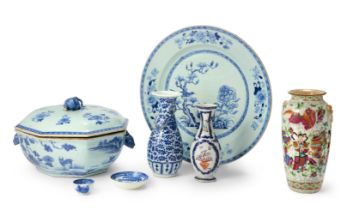 Four Chinese blue and white vessels and a famille rose vase Qing dynasty, 18th - 19th century C...