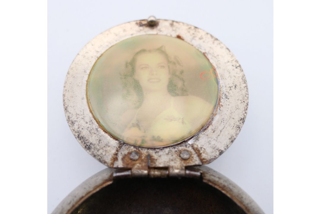 Two tobacco tins, - Image 10 of 11
