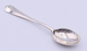 A silver teaspoon golf trophy inscribed Newmarket Links Golf Club. 10.5 cm long. 13.1 grammes.