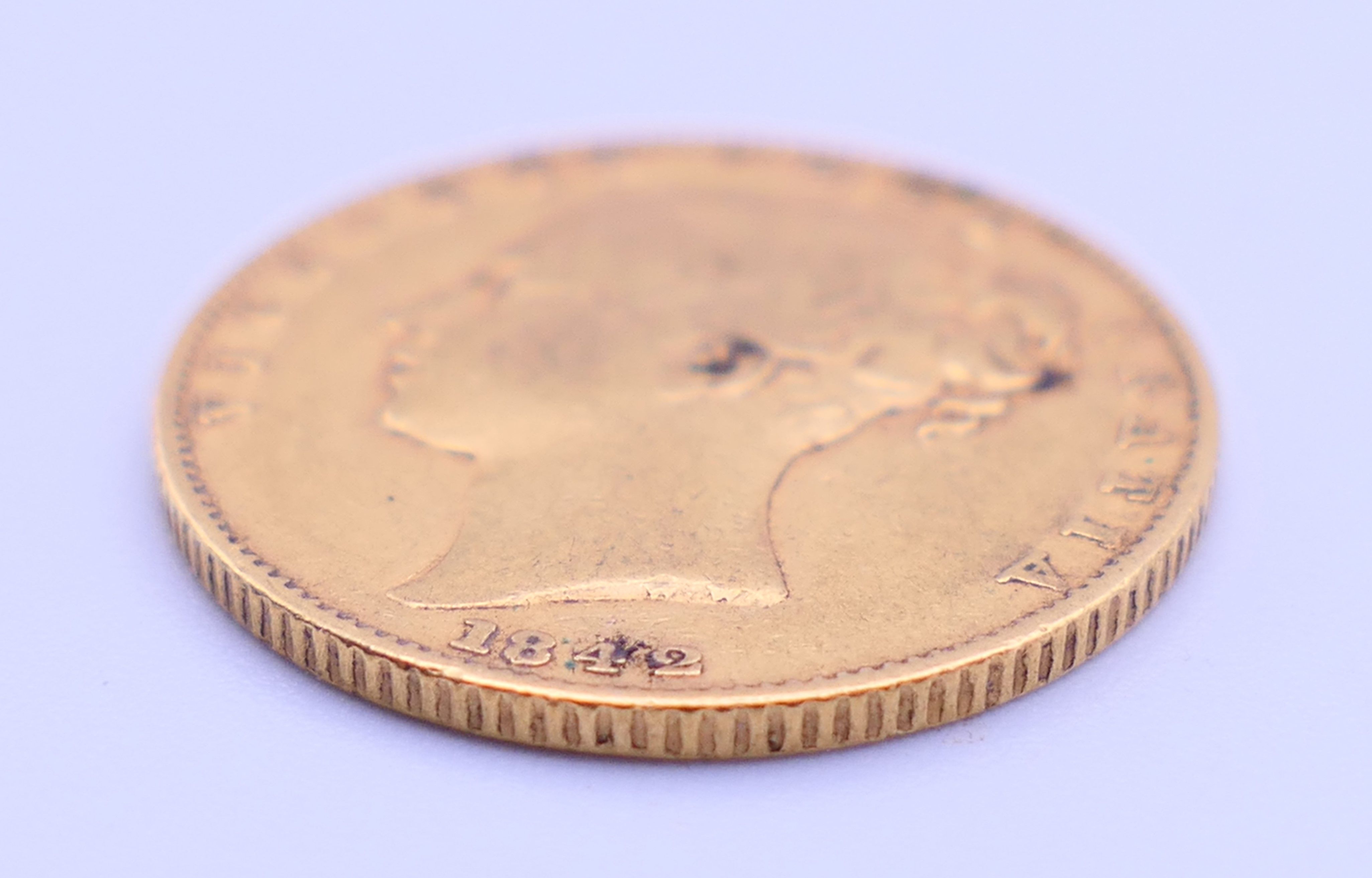An 1842 gold sovereign. - Image 3 of 3