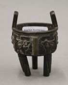 A small Chinese antique bronze censer. 8.5 cm high.