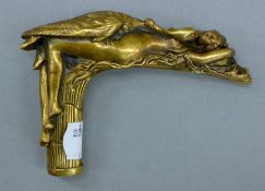 A walking stick handle formed as Leda and the swan. 7 cm high.