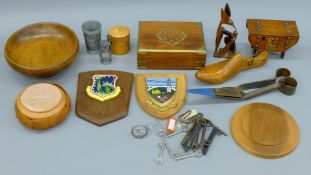 A quantity of various treen, a small collection of antique keys etc. The largest key 10.5 cm long.