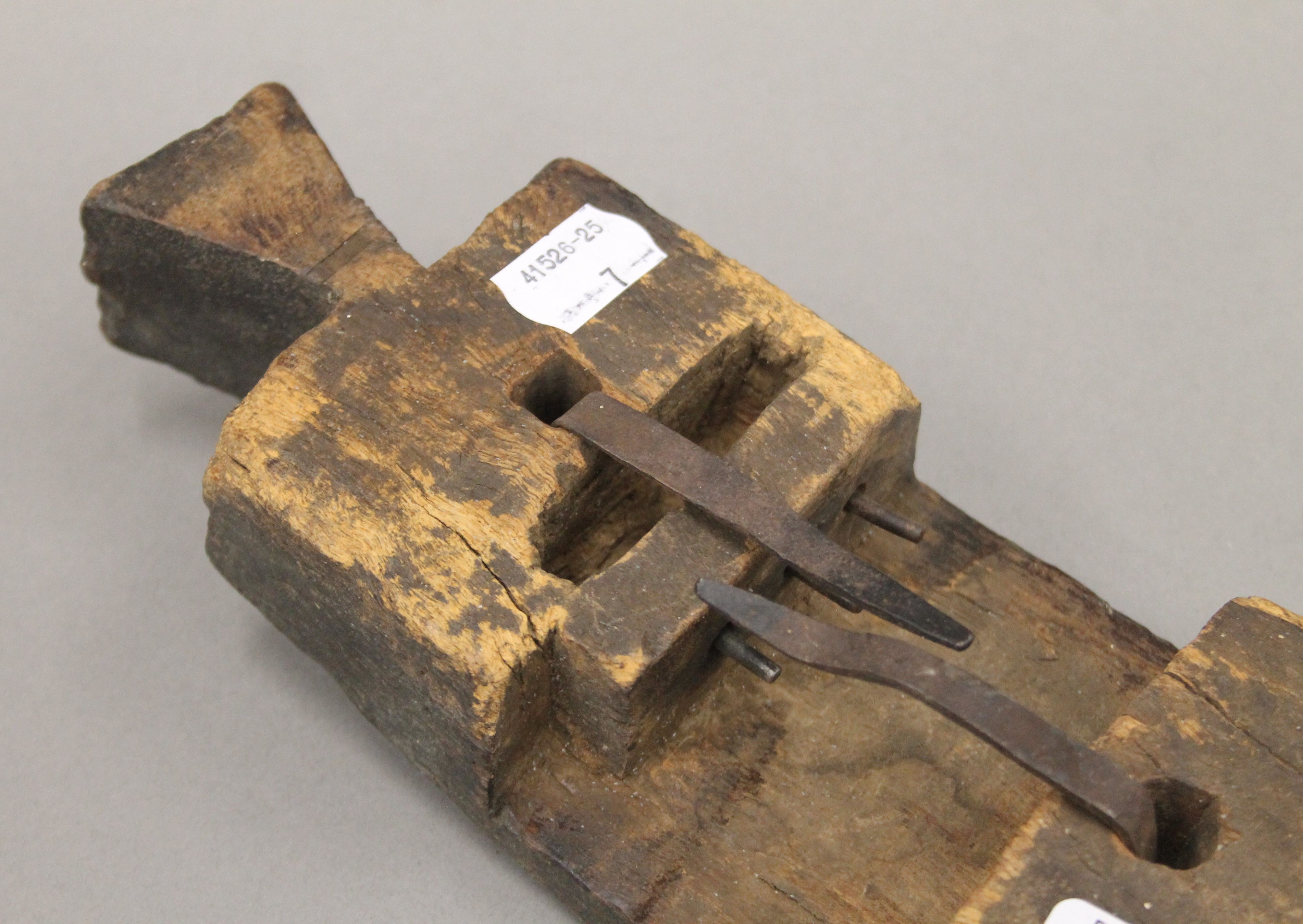 An African tribal carved wooden door handle of figural form. 29 cm high. - Image 4 of 4