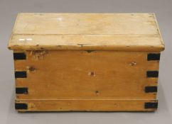 A Victorian pine trunk. 74.5 cm wide.