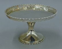 A silver tazza. 12.5 cm high. 514.1 grammes.