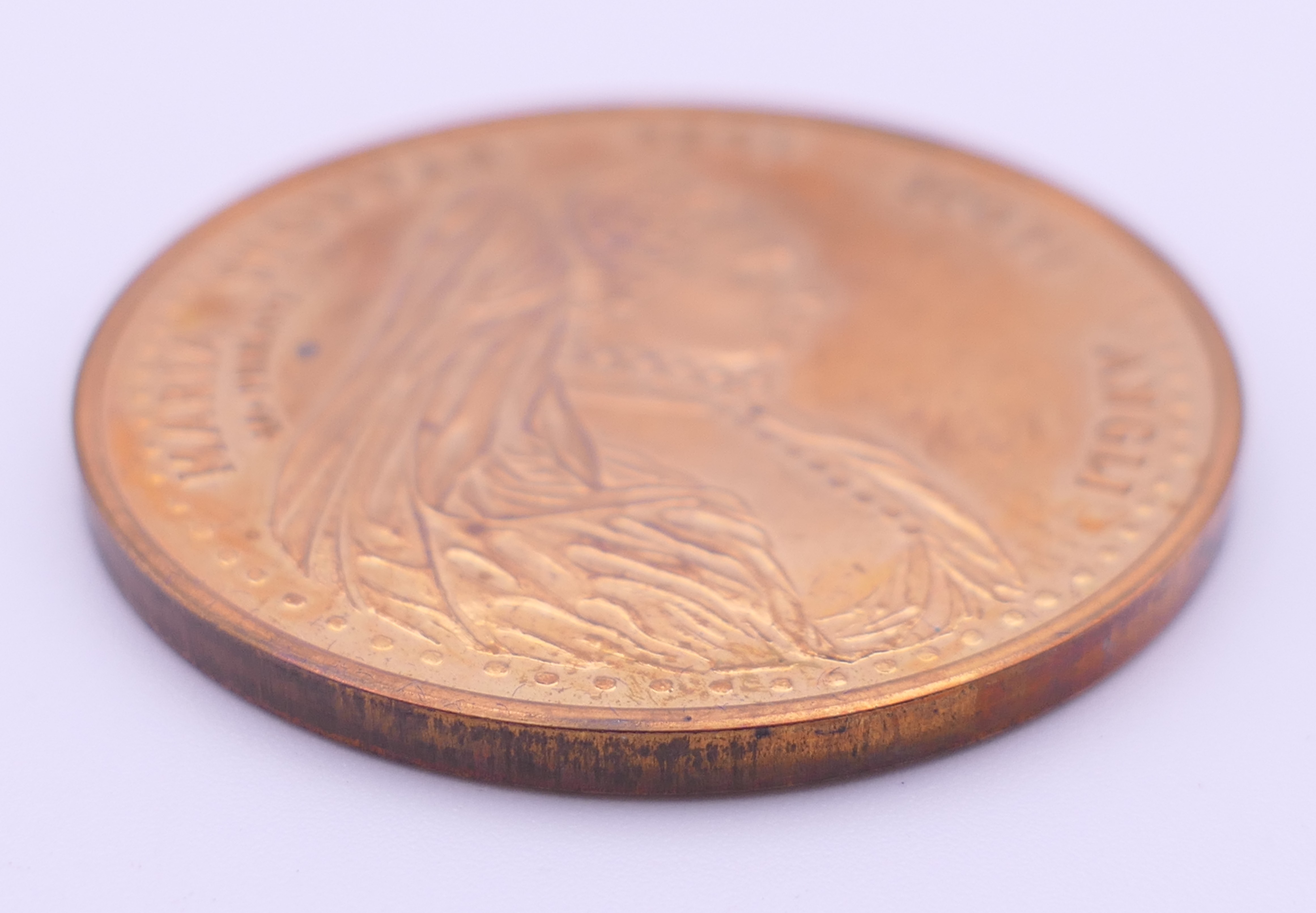 A boxed bronzed commemorative medallion celebrating Mary Queen of Scots produced by The Tower Mint. - Image 2 of 5
