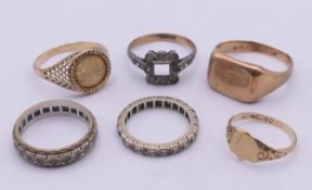 Six various 9 ct gold rings. Largest signet ring size V. 18.5 grammes total weight.