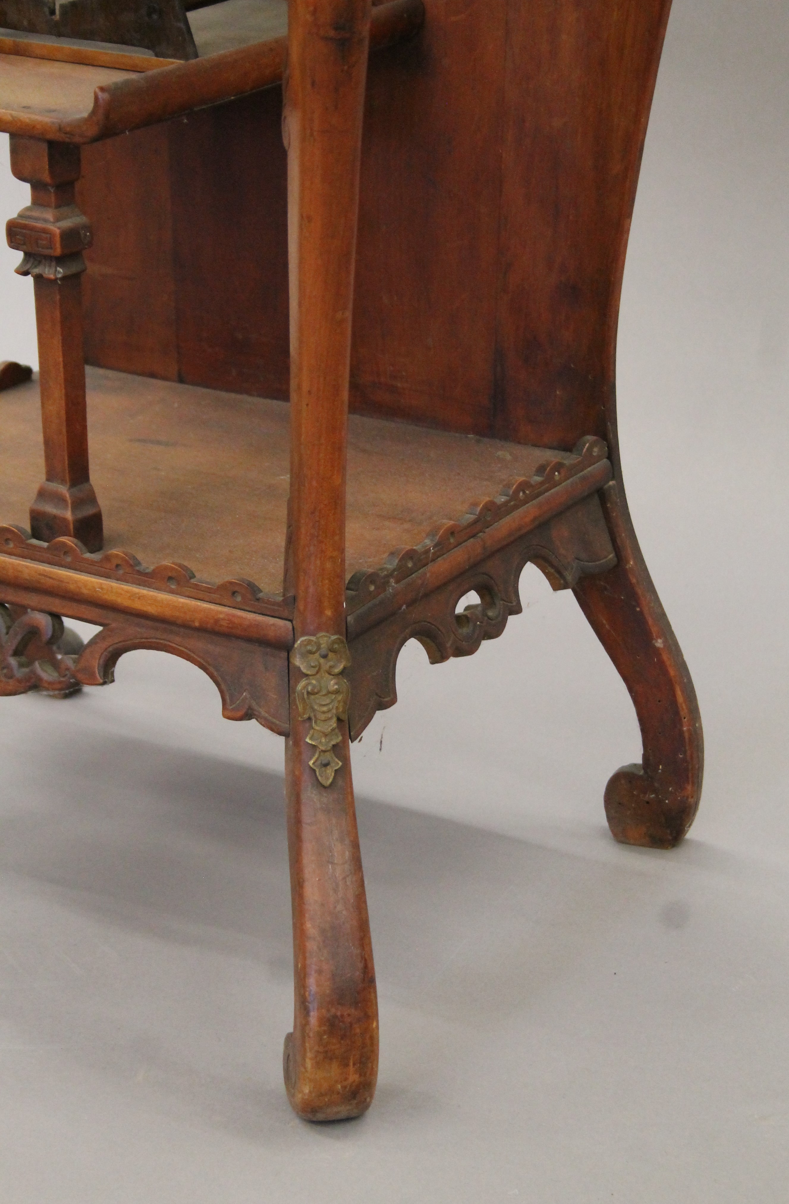 An early 20th century Continental side cabinet in the chinoiserie manner. 153 cm high x 55 cm wide. - Image 5 of 7