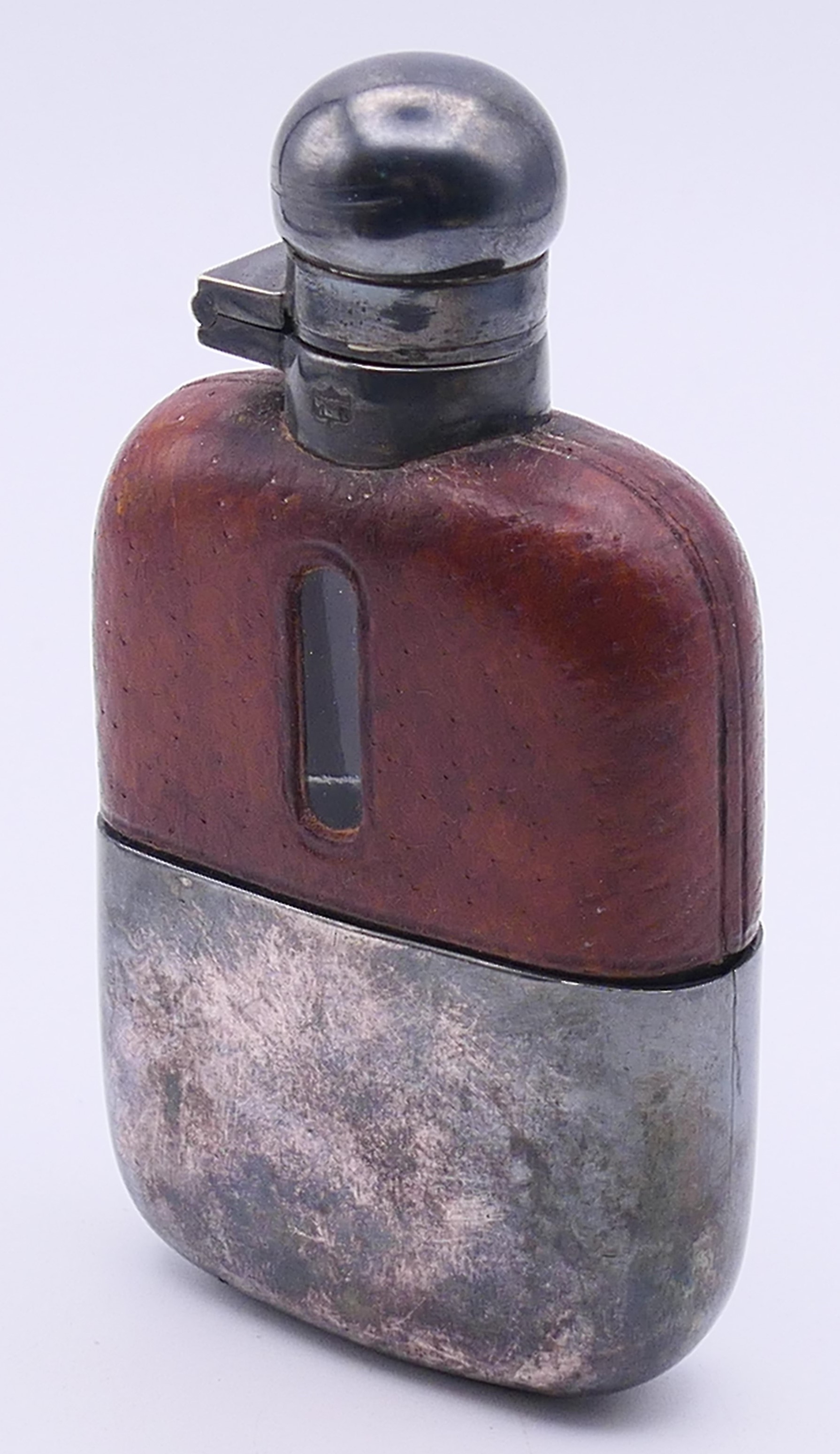 A James Dixon & Son small leather-clad silver plate mounted hip flask. 10.5 cm high. - Image 2 of 6