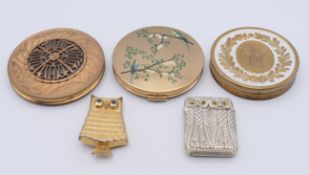 Three vintage compacts (Stratton, Elizabeth Arden and one other),