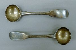 A pair of Georgian silver mustard spoons. 10.5 cm long. 22.2 grammes.