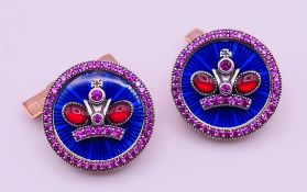 A pair of silver gilt cufflinks, bearing Russian marks. 2 cm diameter.