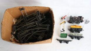 Vintage Hornby Meccano O gauge 0-4-0 clockwork steam locomotive model (reverse function appears to