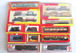 Collection of OO gauge railway models to include a Hornby BR lined green Coronation Class 'Duchess