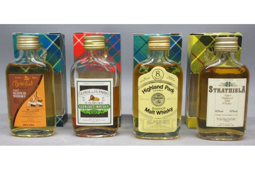 Fortnum & Mason gift boxed tartan set of 12 single malt whisky miniatures, aged 12 years, c100ml - Bild 5 aus 8