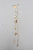 Mixed lot of 9ct yellow gold comprised of a CZ heart pendant on stamped 9ct yellow gold chain, a 9ct