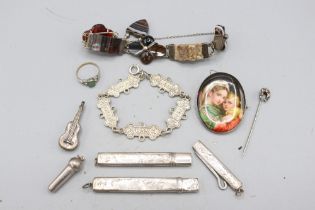 Mixed lot of silver jewellery and accessories, comprising a hallmarked sterling silver "1933–1937"