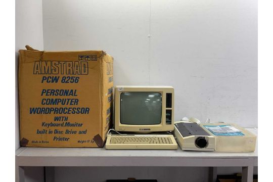 Retro Technology - Amstrad PCW8256 Personal Computer Word Processor ...