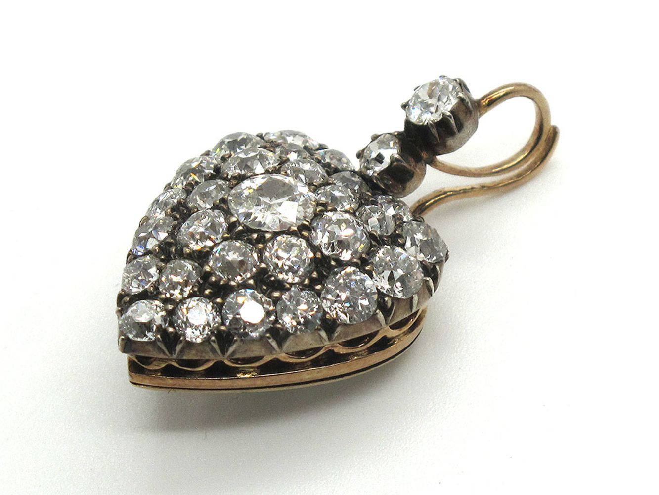 Fine Silver, Jewellery & Watches Auction